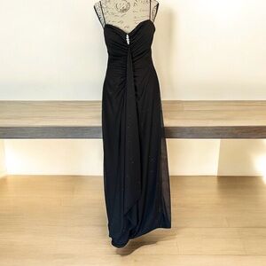 VTG Onyx Nite black evening cocktail dress Women’s Size 10 Diamond accent broach